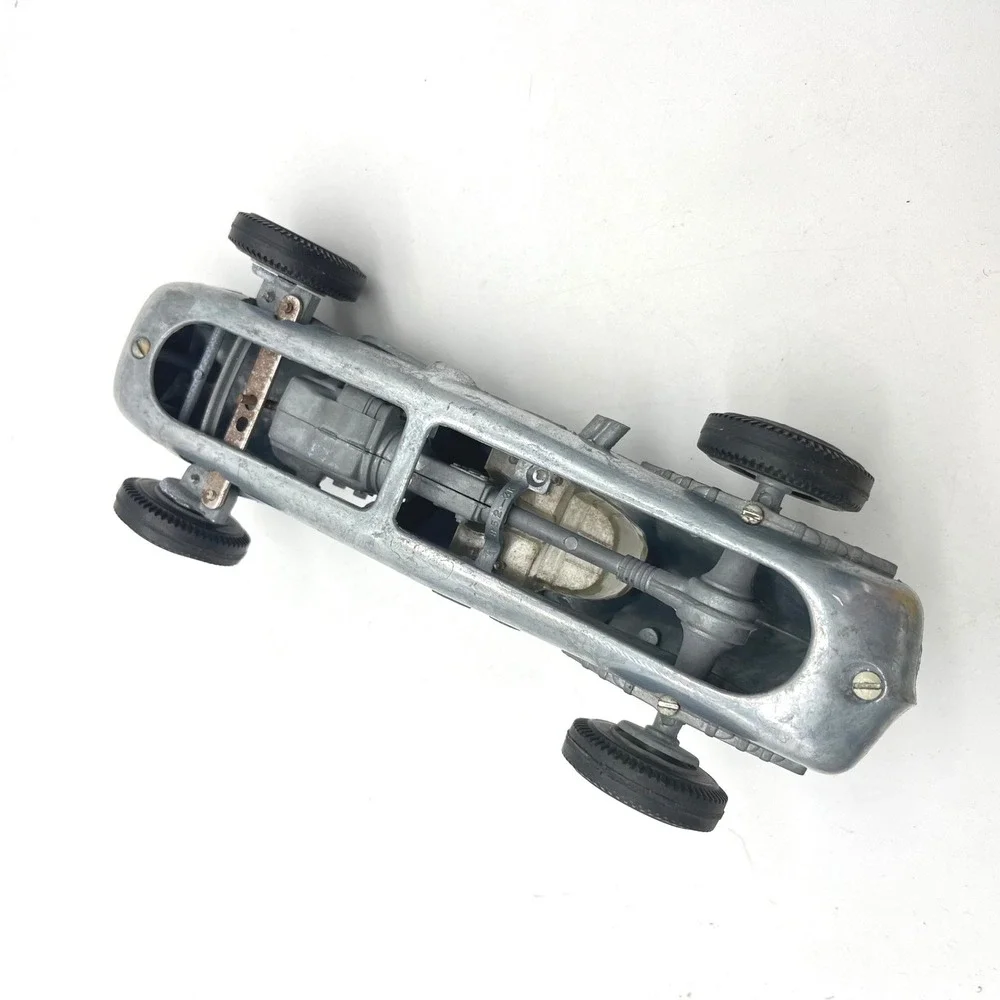Hubley 1950s 852K-300 Metal Model Kit Unpainted Indianapolis 500 Racer Car